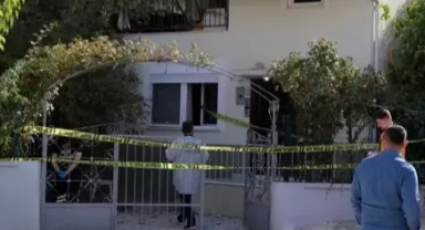 Evinde ölü bulunan adamın vücudunda 3 bıçak darbesi belirlendi