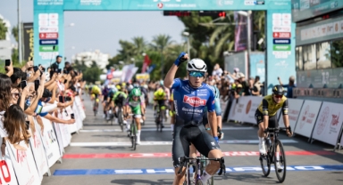 İlk etabın kazananı Jasper Philipsen