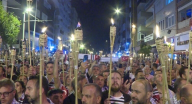 İsrail'in Gazze'ye saldırıları Antalya'da protesto edildi