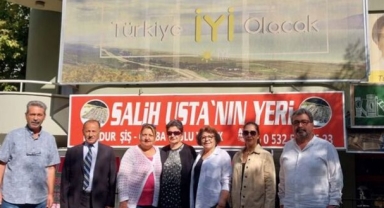 İYİ Parti teşkilatında 15 üye istifa etti