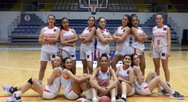 Kepezli basketçilerin Cumhuriyet coşkusu