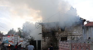 Metruk evde yangın çıktı 