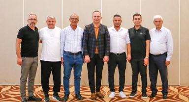 Muhtarlara proje anlattı    