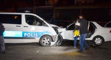 Polisin uyarısına uymadı, çarptı: 8 yaralı