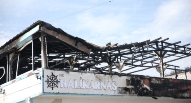 Restoran alev alev yandı
