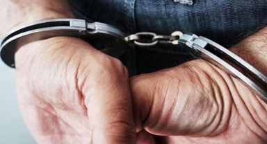 Uyuşturucu operasyonunda yakalanan 3 zanlıdan 1'i tutuklandı