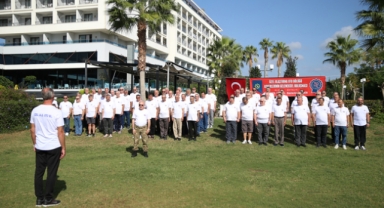 37 yıl önce askerlik yapanlar 10. kez buluştu