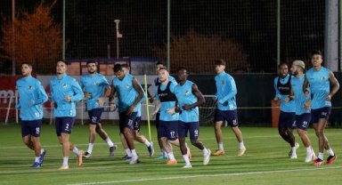 Alanyaspor, Galatasaray maçı hazırlıklarına başladı