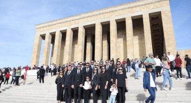 ANTGİAD'dan Anıtkabir ziyareti