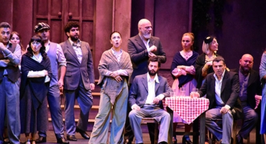 Ayrılmaz ikili sahnelendi