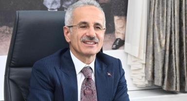 Bakan Uraloğlu: İnternet hızımız adeta uçuyor