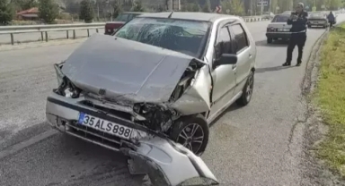 Bariyere çarpan otomobildeki 2 kişi yaralandı