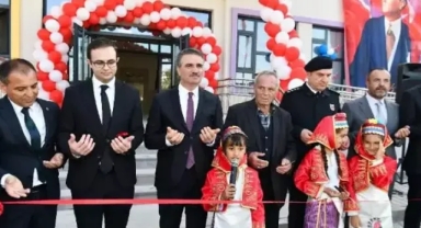 Depreme dayanıksız köy okulu yıkılarak, yenisi yapıldı