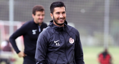 En centilmen hoca, Şahin 