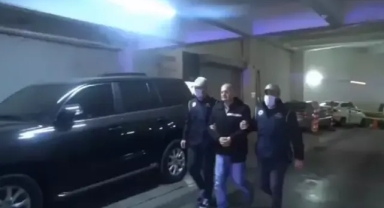 FETÖ üyeliğinden aranan eski müdür yakalandı