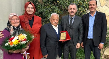 Kemer Kaymakamı Solmaz, 83 yaşındaki emekli öğretmeni ziyaret etti