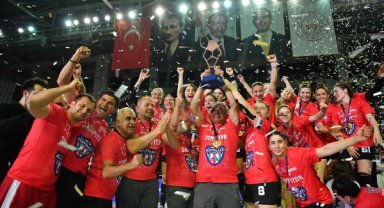 Mavi Kelebekler’e İspanyol konuk