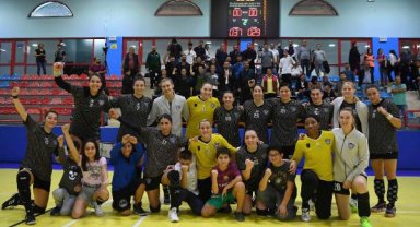 Konyaaltı namağlup