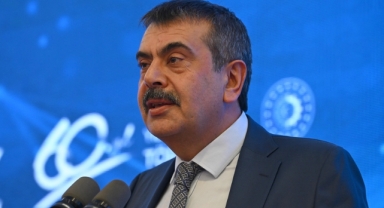 MEB Duyurdu! Müfredat Değişiyor