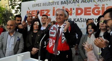 Miting gibi açıklama! 