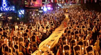 Muratpaşa Ata'sı için yürüdü