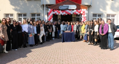 Olgunlaşma Enstitüsü'nde Öğretmenler Günü kutlandı