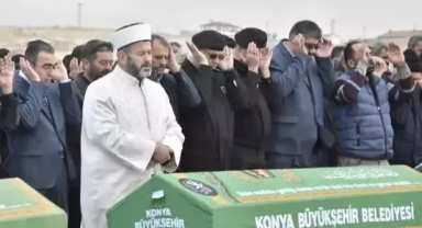 Otomobilin çarptığı 5 kişi toprağa verildi