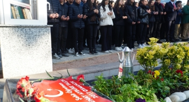 Şehit öğretmen Aybüke Yalçın okulunda anıldı