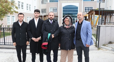 Şiddet gördüğü iddiasıyla kocasını öldürdü