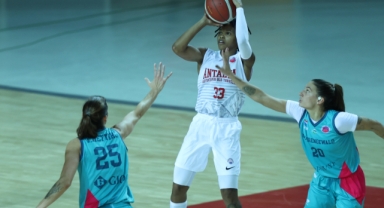 Toroslar liderlik için sahada