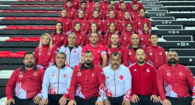 Muay Thai’de 16 madalya