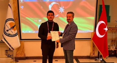 Bakü'de sunum yaptı