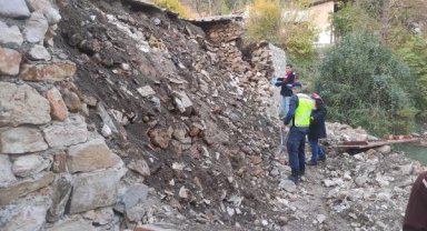 Bankta otururken yıkılan istinat duvarının altında kalan Mihriban, öldü