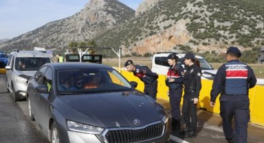 Cumhuriyet tarihinin en büyük kaçak içki operasyonu