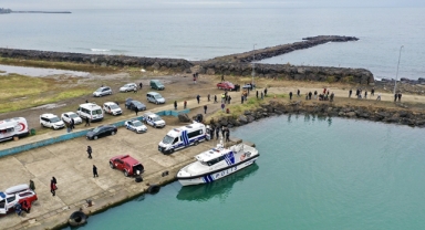 Denizde kaybolan 2 lise öğrencisinden birinin cesedi bulundu