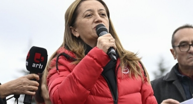 Emekliler başkentte miting düzenledi