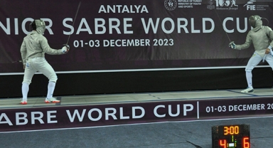 Eskrimde Gençler Kılıç Dünya Kupası'nın ikinci günü tamamlandı