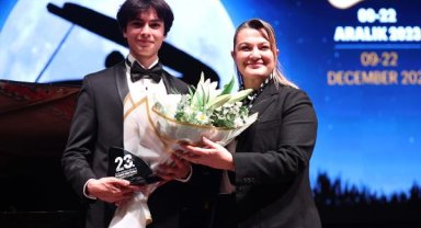 Piyanonun parlayan yıldızı Can, festivalde