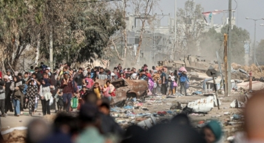 Hamas, savaş unsurlarının teslim görüntülerini yalanladı