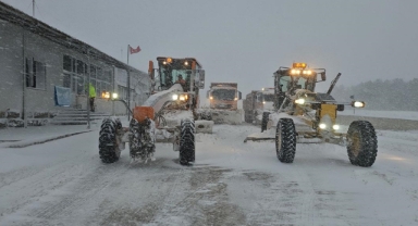Kara kışla mücadele çetin başladı
