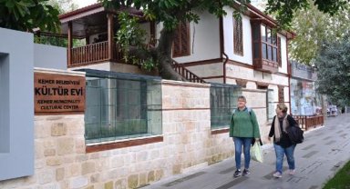 Karakoldan Kültür Evi’ne