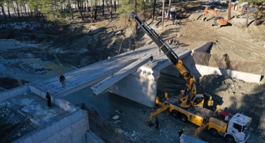 Lengüme Köprüsü'nün montajı tamamlandı