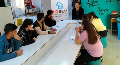 Lösemiyi yenenlere 'Senaryo' eğitimi