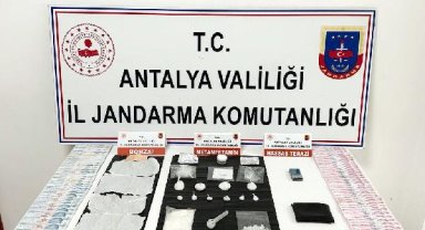 Zehir tacirlerine Jandarma baskını