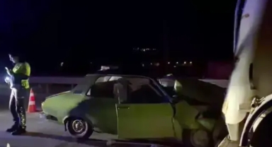 Otomobille TIR çarpıştı: 2 yaralı