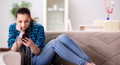 Sanal bağımlılık psikolojiyi bozuyor