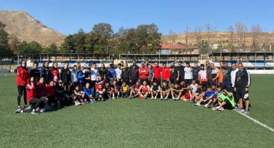 Muay Thai’de hedef 8'i altın, 15 madalya 