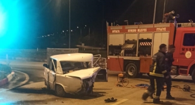 2 otomobil çarpıştı: 1 ölü