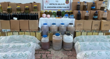  3,5 ton sahte zeytinyağı ele geçirildi