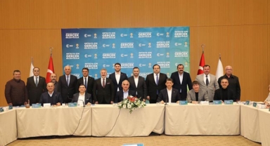 AK partililer istişare etti 